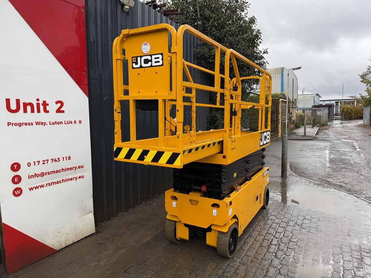 Used JCB S2632E 10m Electric Scissor Lift