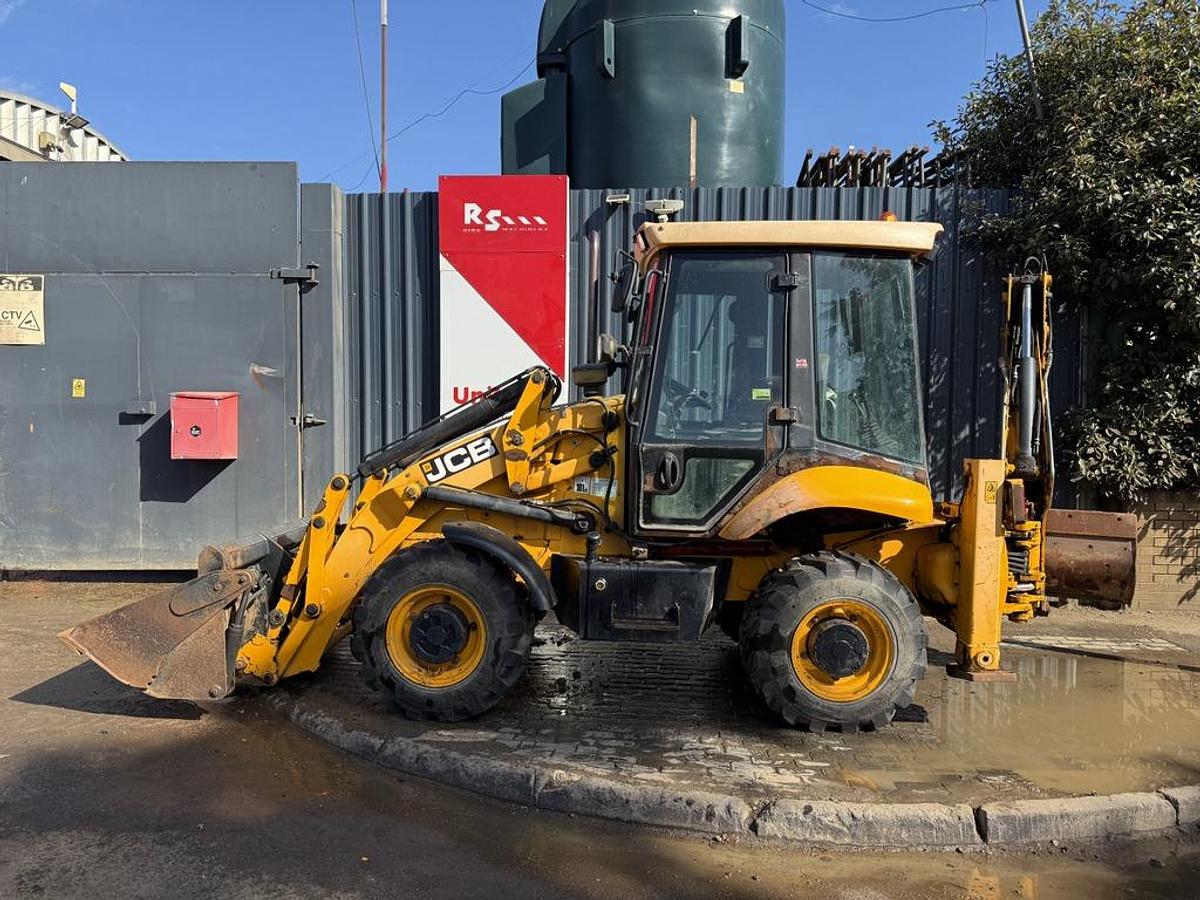 Used JCB 2CX Streetmaster Backhoe Loader