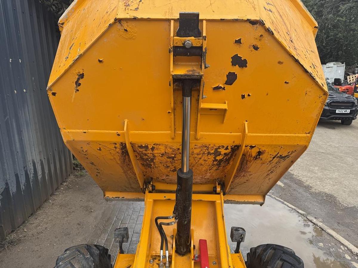 Used Thwaites 3 Tonne Hydrostatic Swivel Dumper