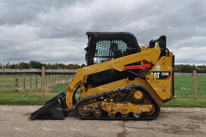Used CATERPILLAR 259D