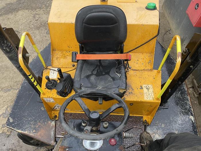 Used JCB 6TST