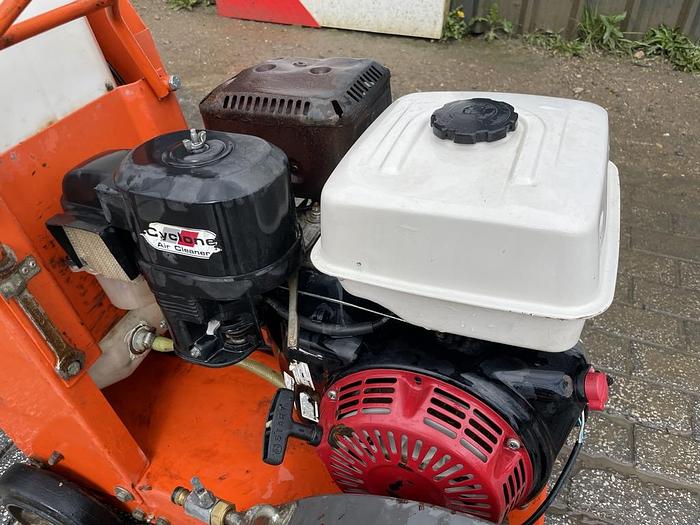 Used HUSQVARNA FS400 LV