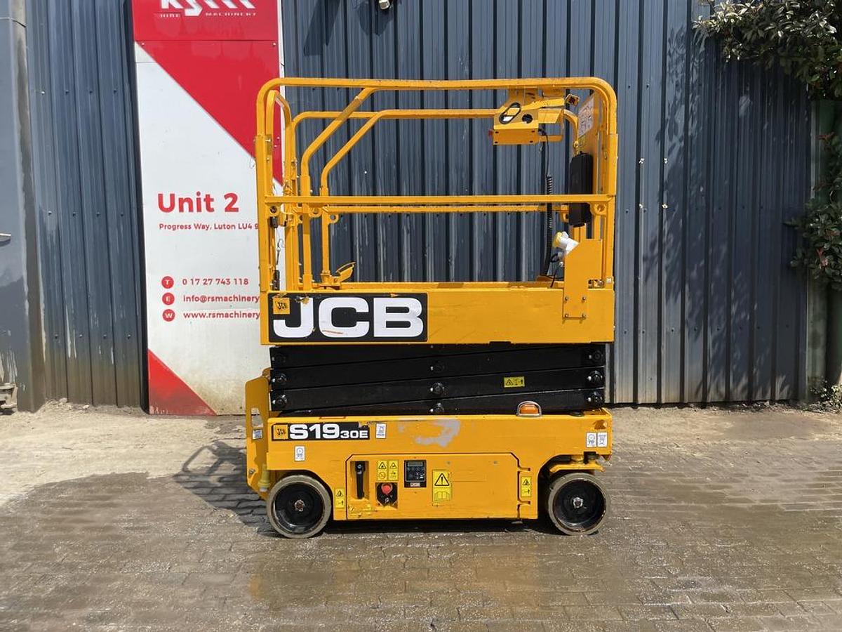 Used JCB S1930E 8m Electric Scissor Lift