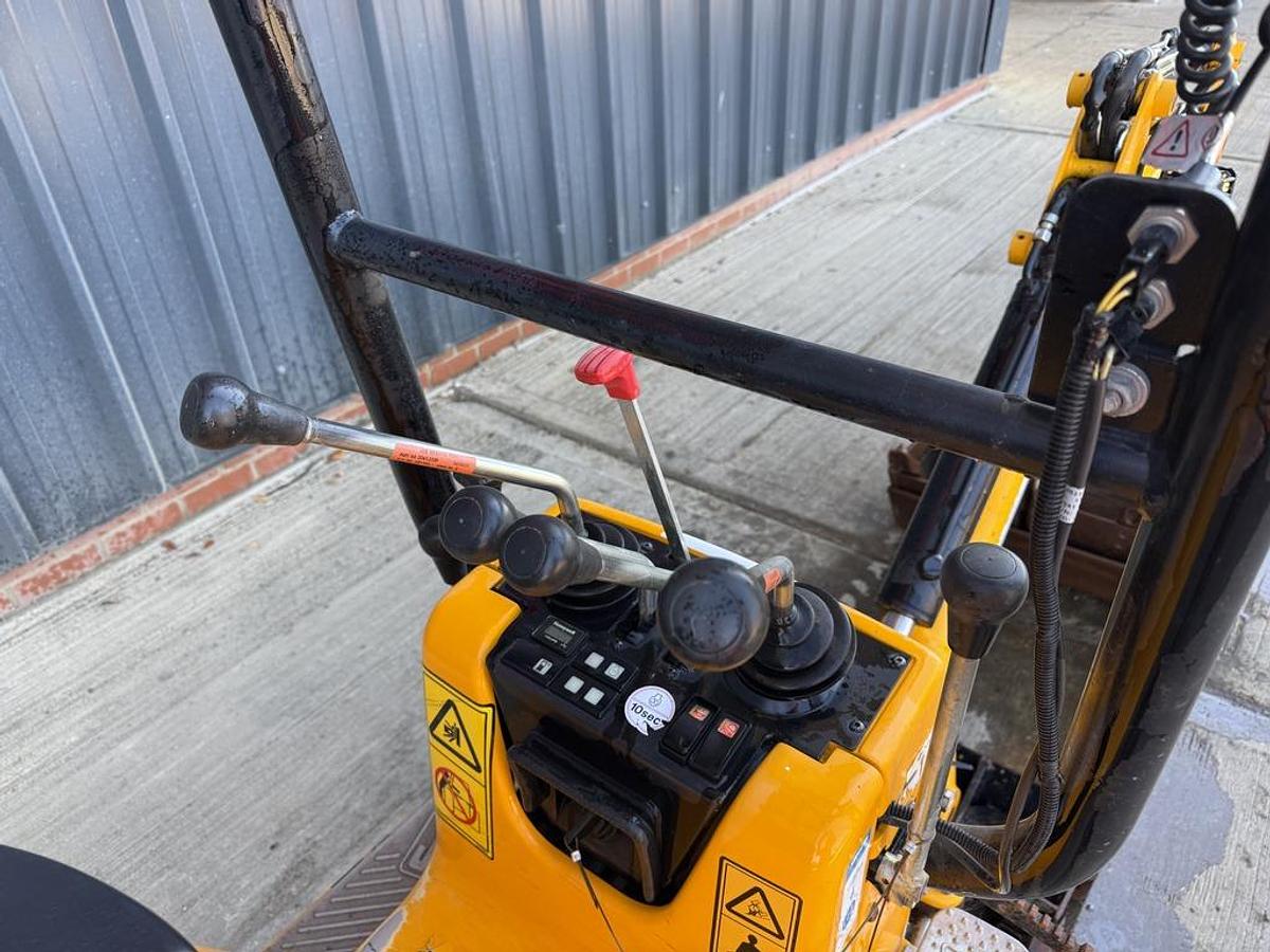Used JCB 8008 CTS 1t Micro Excavator