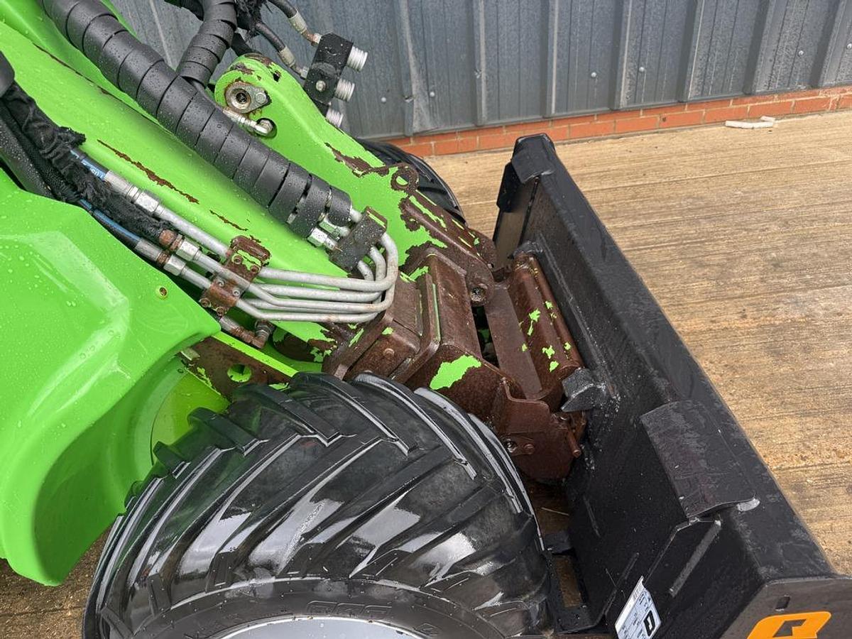 Used Avant 640 Telescopic Loader