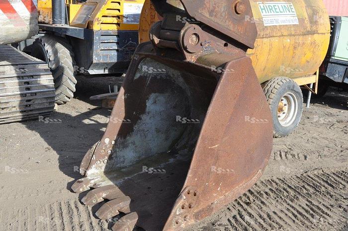 Used HALLA HE220 LCE