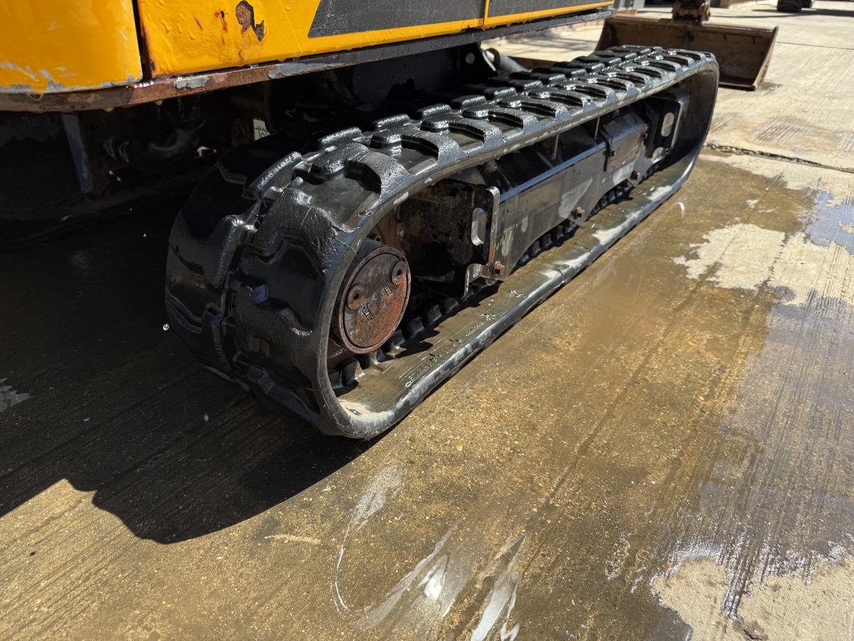 Used 2021 JCB 16C-1