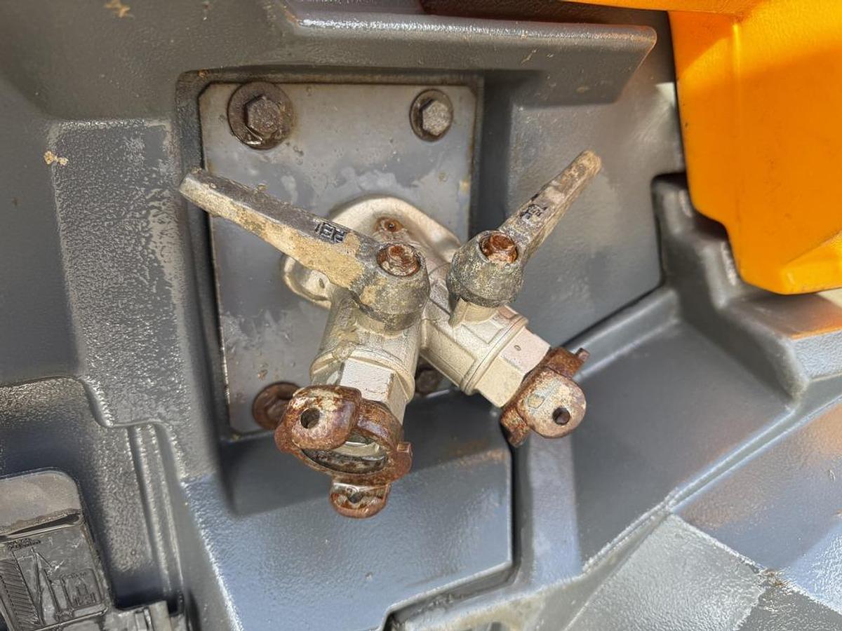 Used Atlas Copco XAS47 2.5 m3/min Compressor