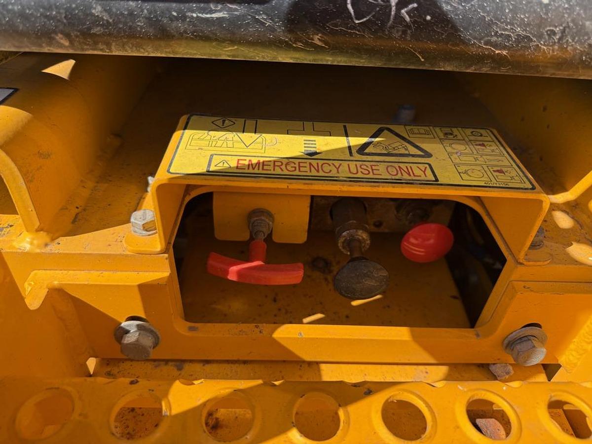 Used JCB S1930E 8m Electric Scissor Lift