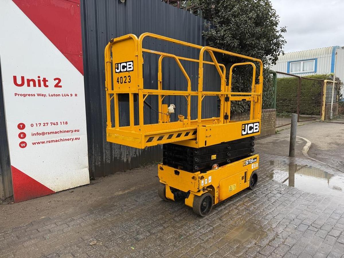 Used JCB S1930E 8m Electric Scissor Lift