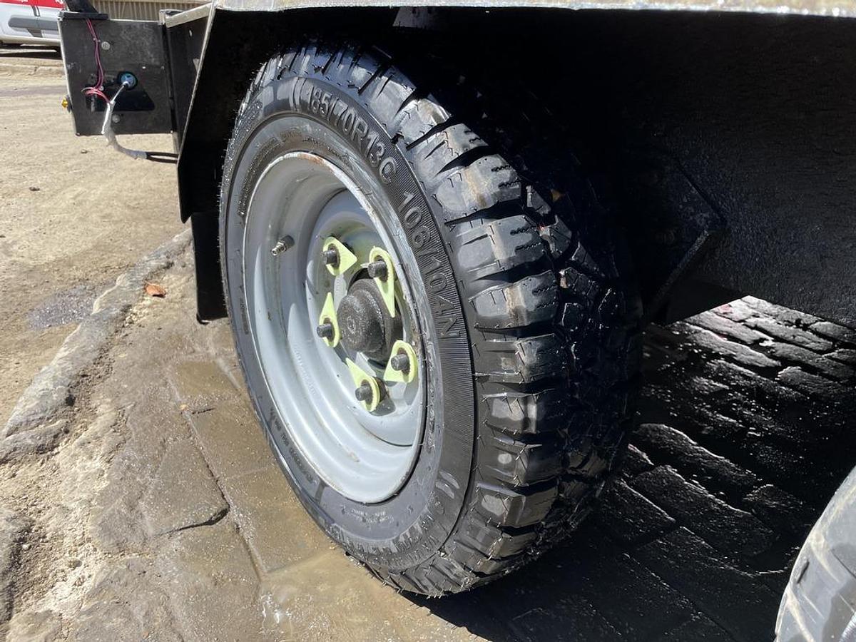 Used Indespension 3.5t Autoclamp Plant Trailer