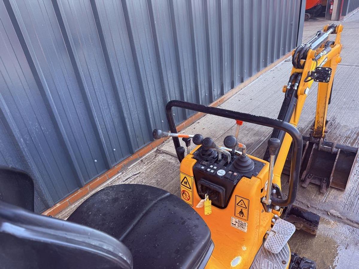 Used JCB 8008 CTS 1t Micro Excavator