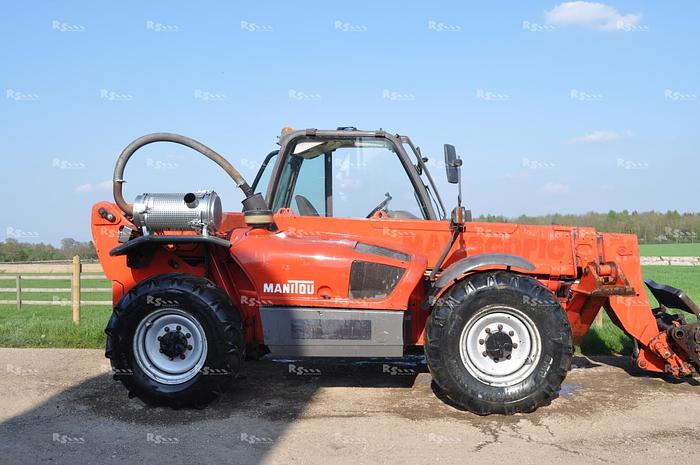 Used MANITOU MT 1235