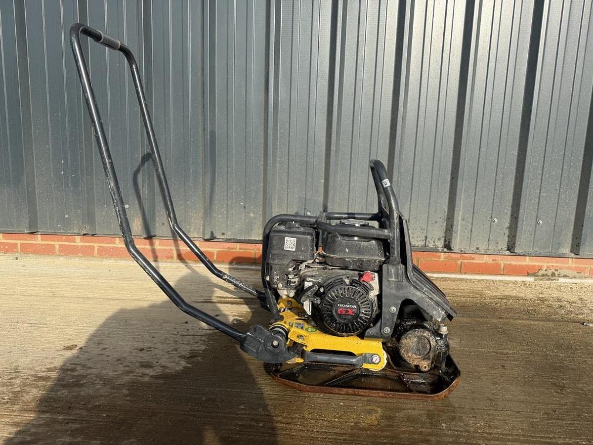 Used Bomag BP 10/35 65kg Plate Compactor