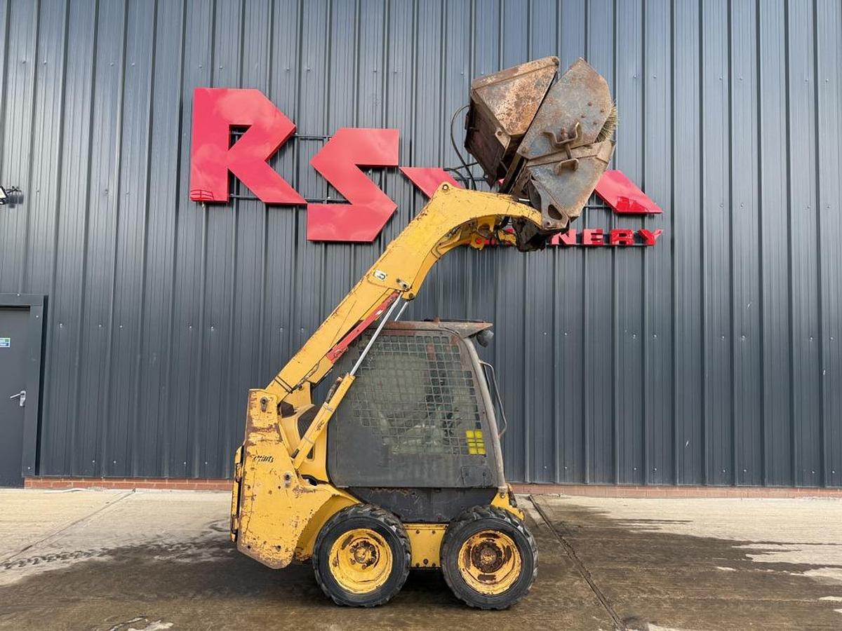 Used Komatsu SK510 Skid Steer Loader