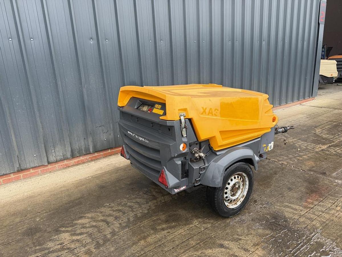 Used Atlas Copco XAS47 2.5 m3/min Compressor