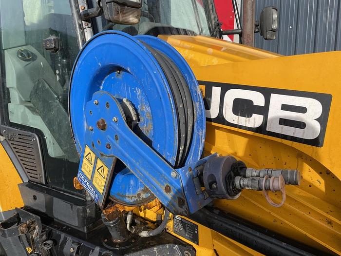 Used JCB 3CX Backhoe Loader