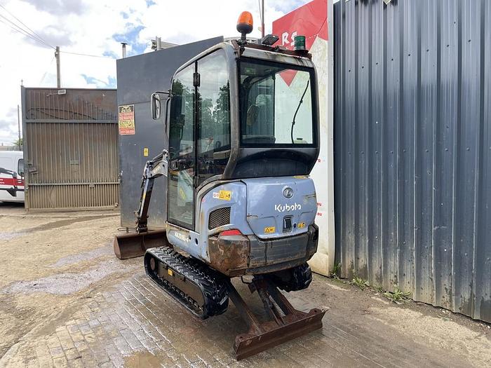 Used KUBOTA KX016-4
