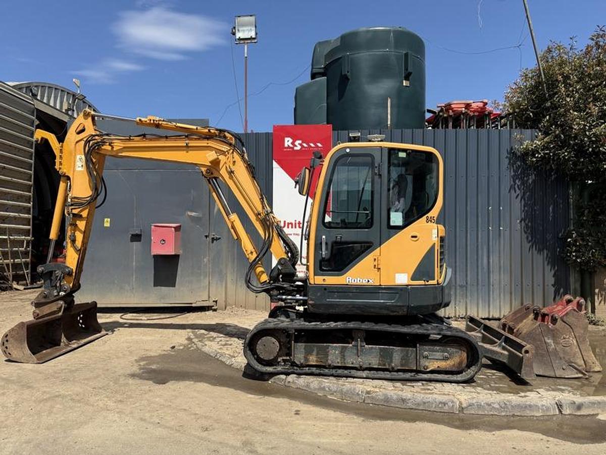 Used HYUNDAI ROBEX 60CR-9