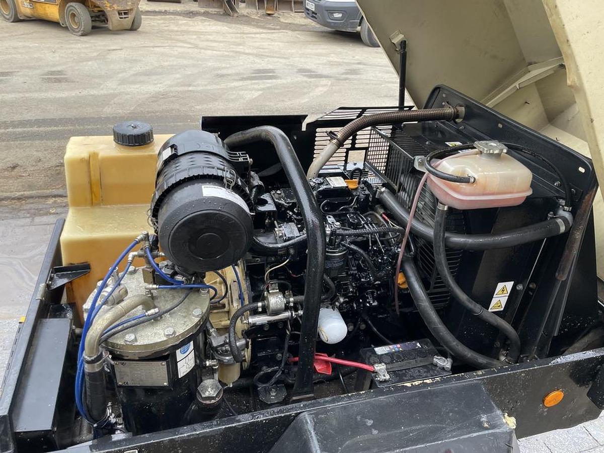 Used Doosan 7/26E 2.5 m3/min Compressor