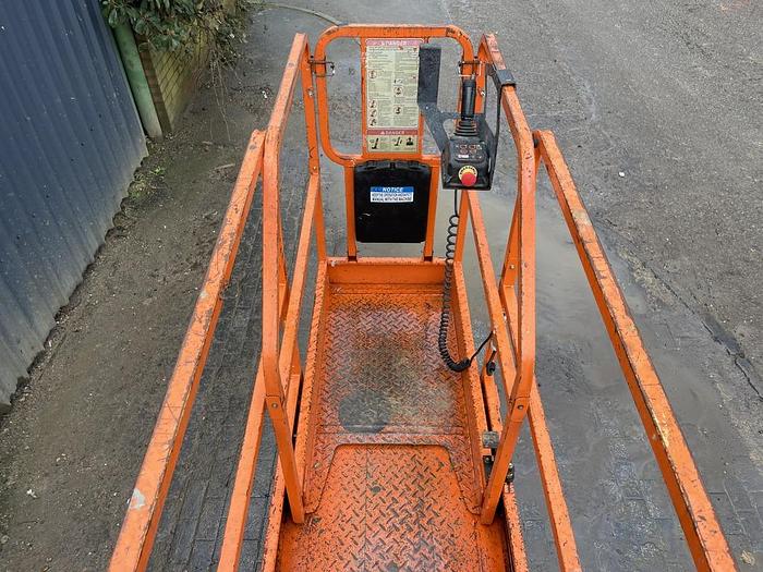 Used DINGLI 5.6m ELECTRIC SCISSOR LIFT