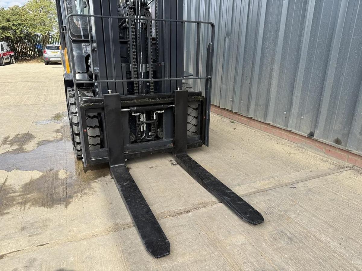 Used LiuGong CLG2035H 3.5t Diesel Forklift