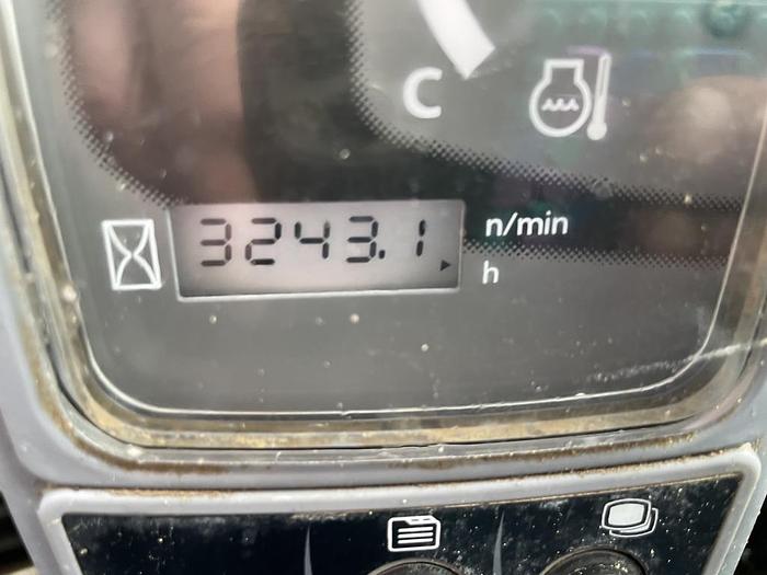 Used Kubota KX027-4 2.7t Mini Excavator