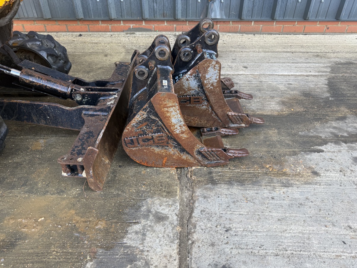 Used 2021 JCB 15C-1