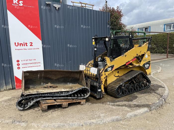 Used CATERPILLAR 257 B3