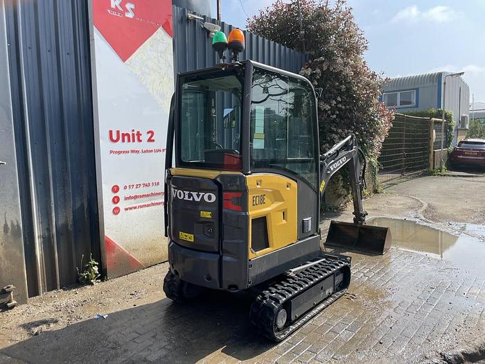 Used VOLVO EC18E