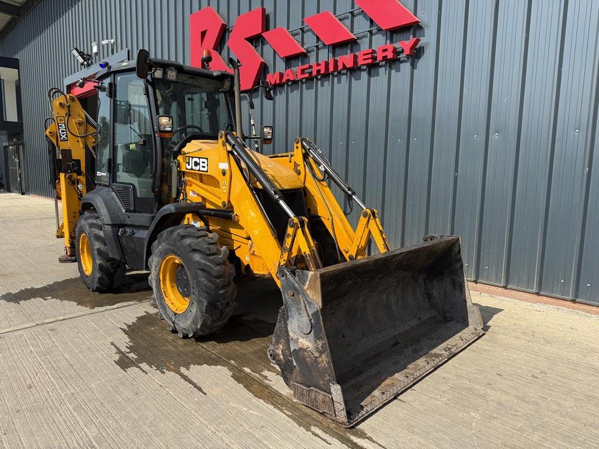 Used JCB 3CX Compact Backhoe Loader