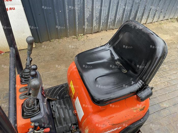 Used KUBOTA K008-3
