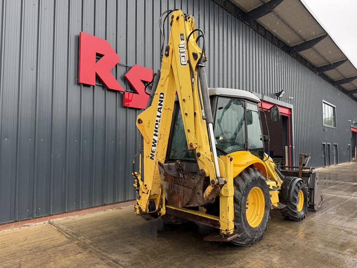 Used New Holland B110-4PT Backhoe Loader