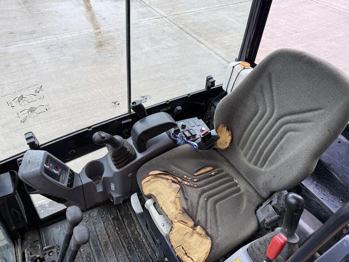 Used Kubota KX019-4 1.9t Mini Excavator + Breaker + Trailer