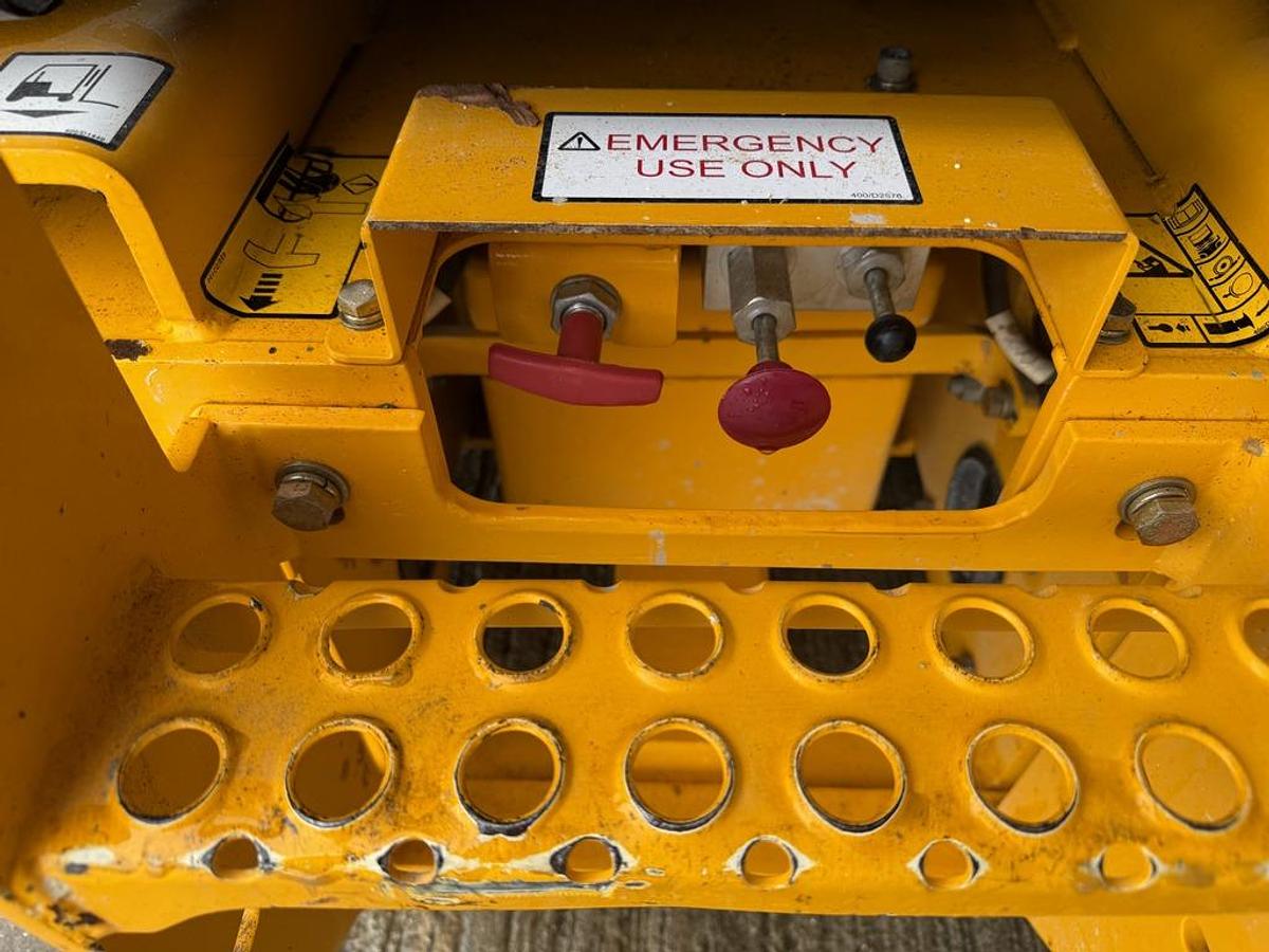 Used JCB S1530E 6m Electric Scissor Lift