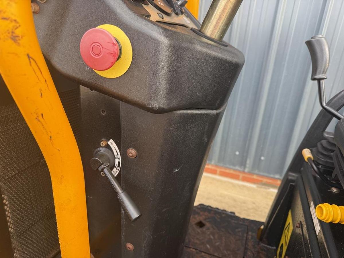 Used JCB CT160-80 1.7t Roller