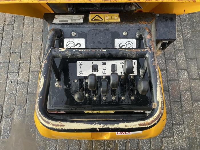 Used JCB Dumpster HTD5 Mini Dumper