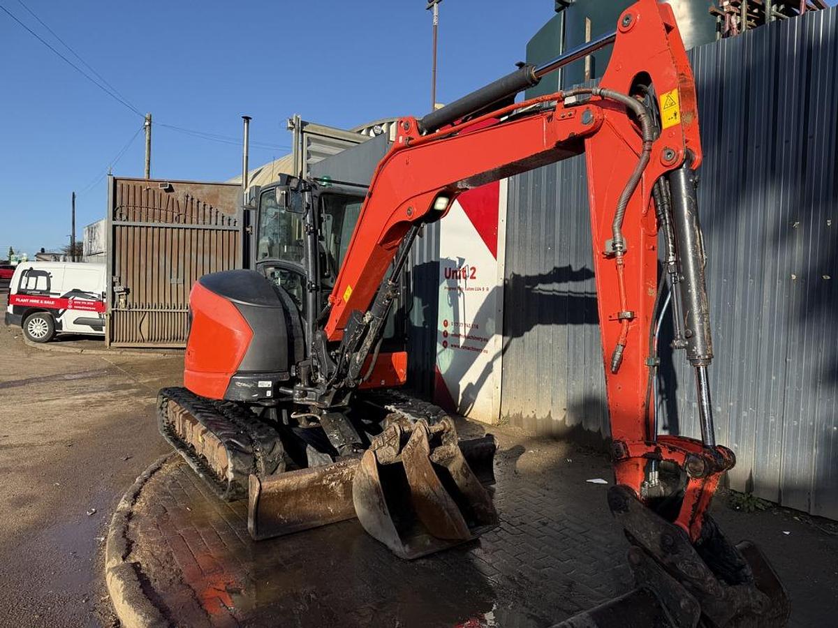 Used Kubota U56-5 5.6t Mini Excavator