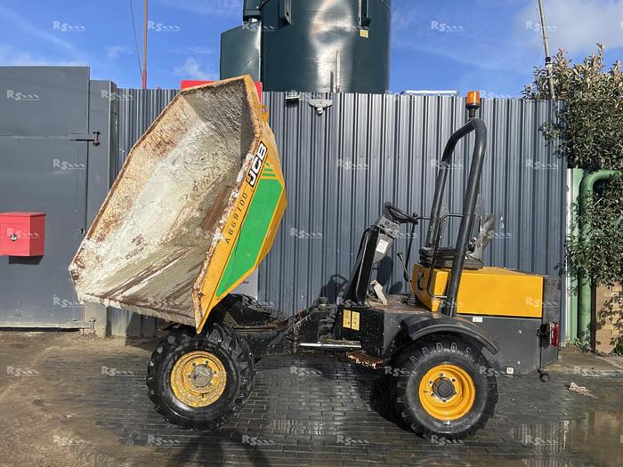 Used JCB 3TSTM