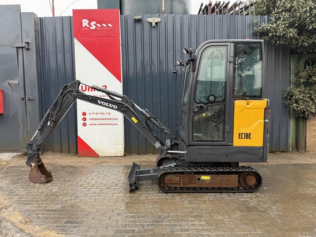 Used VOLVO EC18E