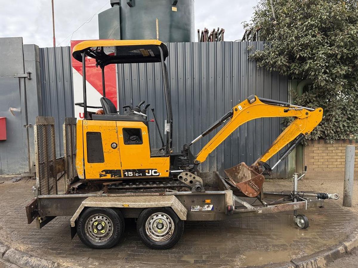 Used JCB 15C-1 1.5t Mini Excavator with Indespension Trailer