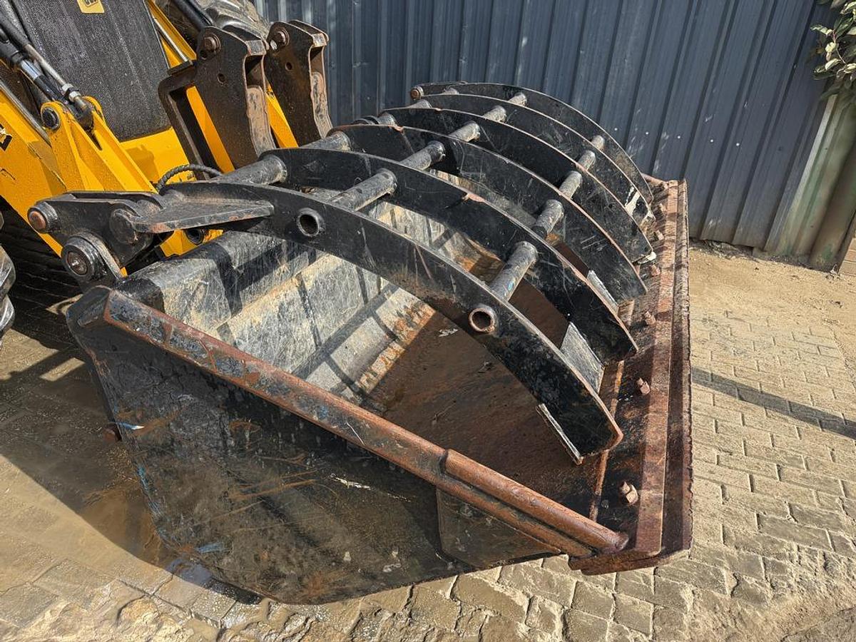 Used JCB 5CX Wastemaster Backhoe Loader