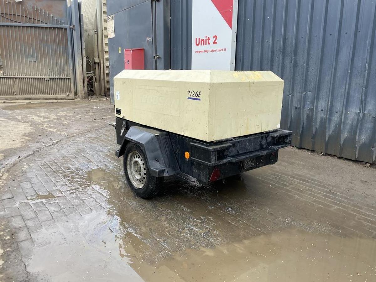 Used Doosan 7/26E 2.5 m3/min Compressor