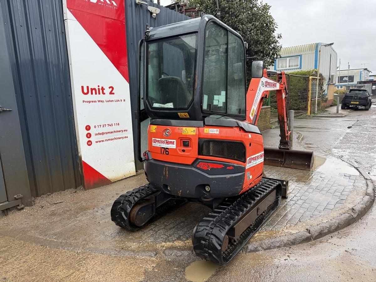 Used Kubota U27-4 2.7t Mini Excavator