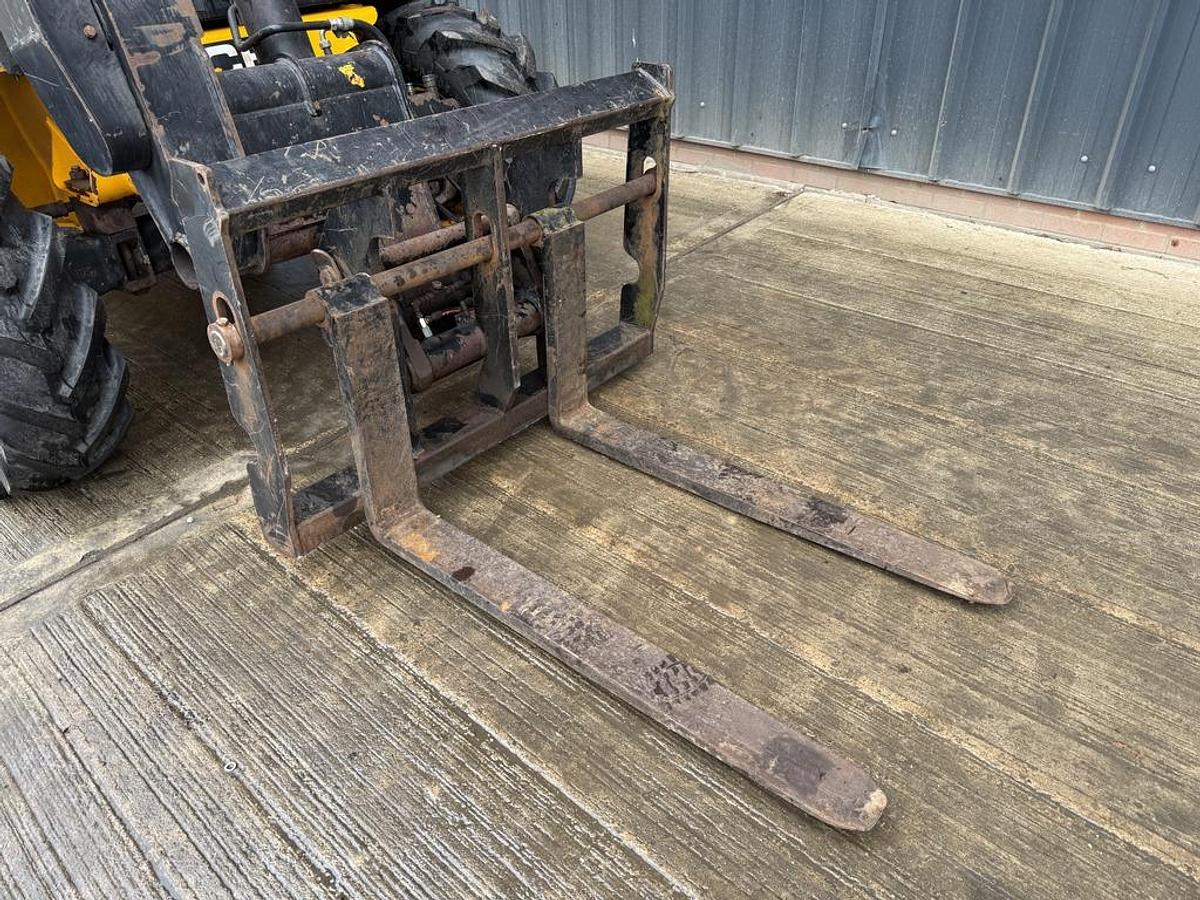 Used JCB 527-55 5.5m Telehandler