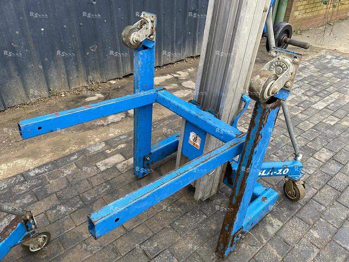 Used GENIE SLA-10 Material Lift