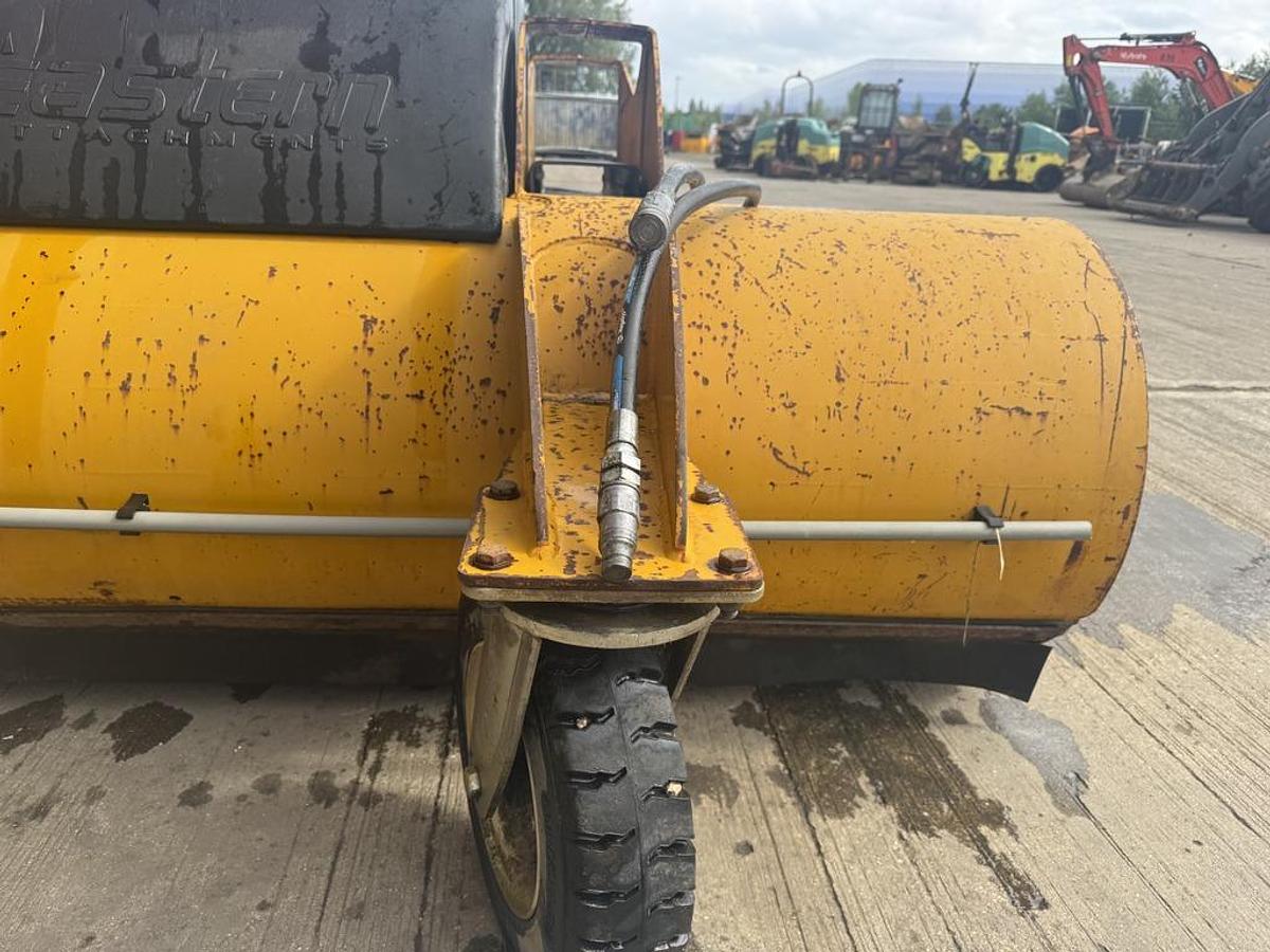 Used Eastern RS220 Sweeper Collector