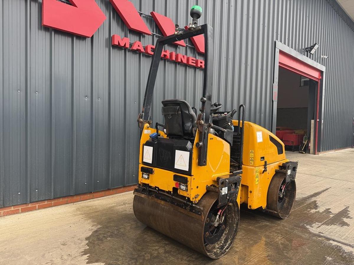 Used JCB VMT260-120 3t Roller