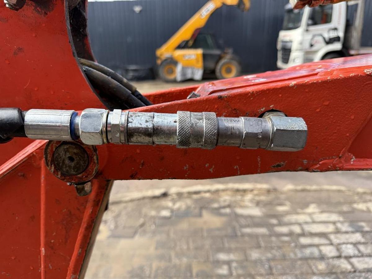 Used Kubota U10-3 1t Micro Excavator + Breaker