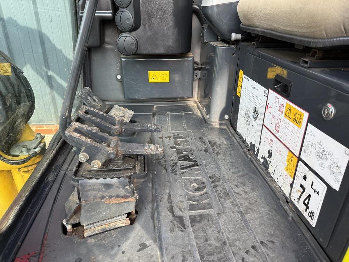 Used Komatsu PC26 MR-3 2.7t Mini Excavator